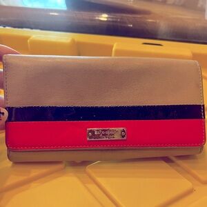 Kate Spade Wallet 💳